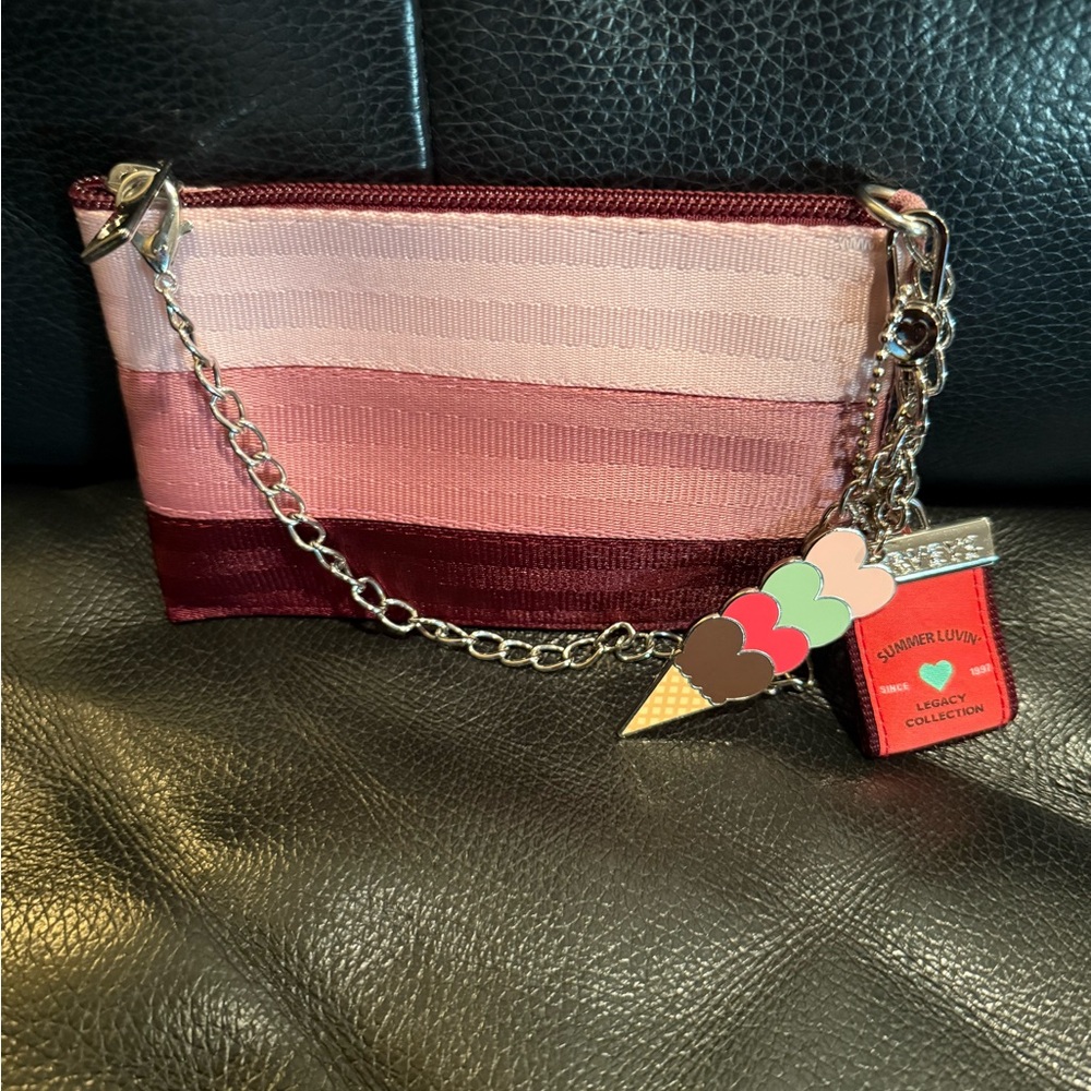 Harvey’s  Pink summer luvin coin purse